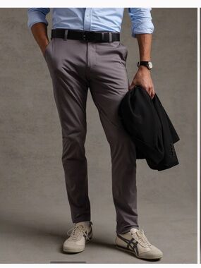 RHONE Men's Commuter Pant in Grey